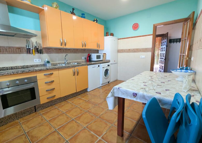 PXL_20250911_102336063-min