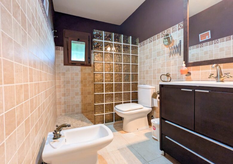 PXL_20250911_102610110-min