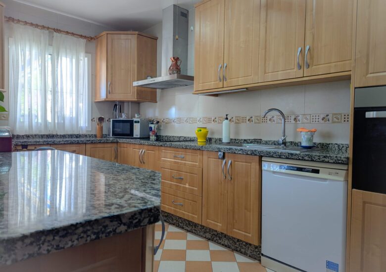 PXL_20251004_090402151-min