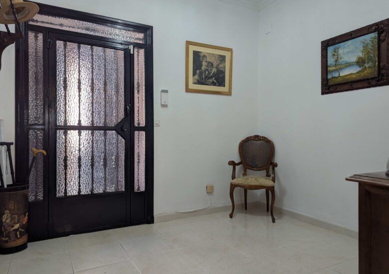 PXL_20251004_091104774-min