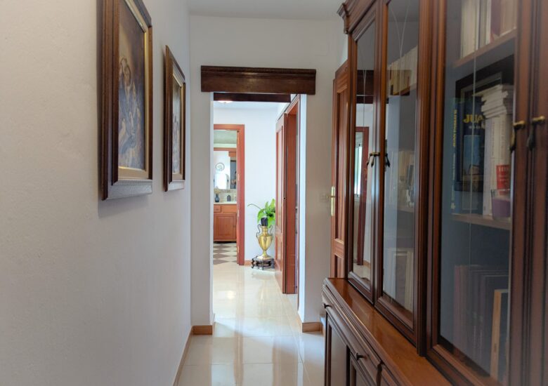 PXL_20251004_093054137-min