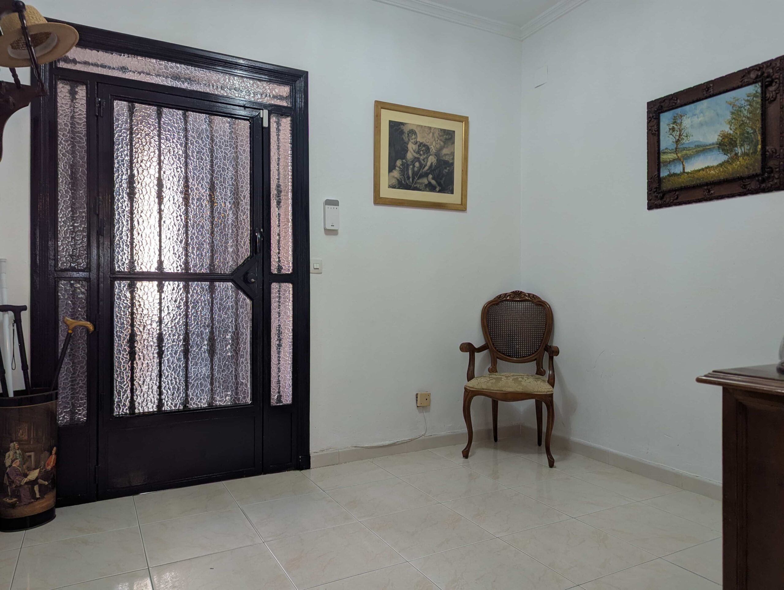 PXL_20251004_091104774-min