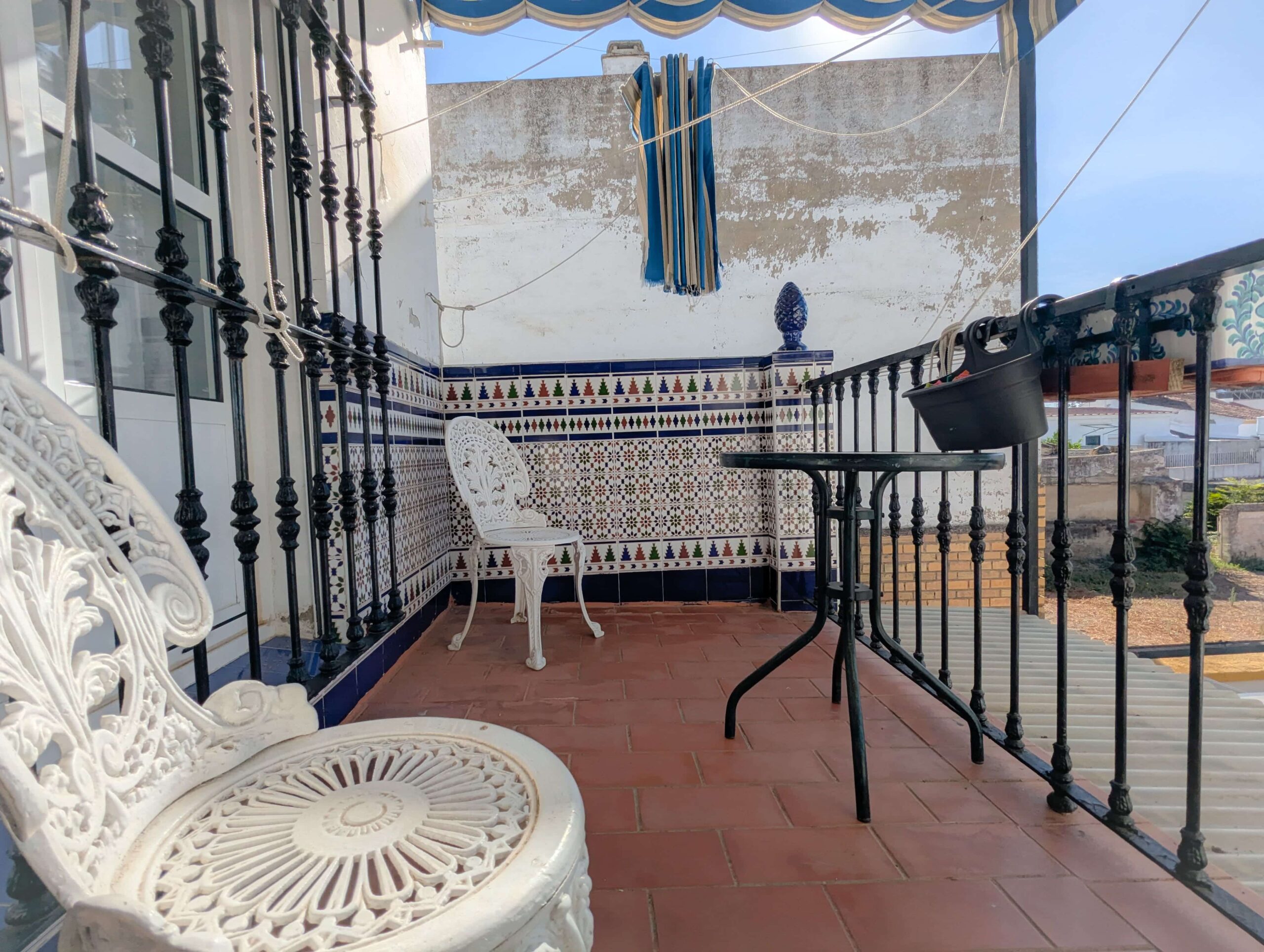 PXL_20251004_092812376-min-min (1)