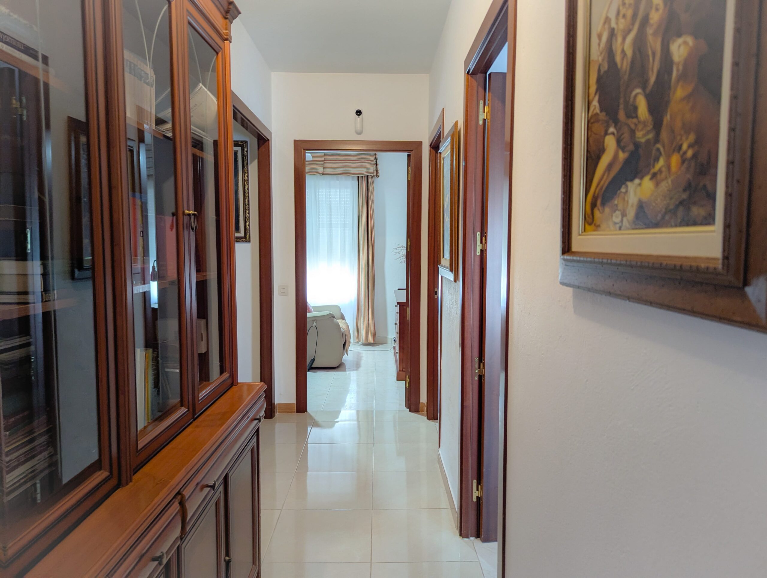 PXL_20251004_093110468-min